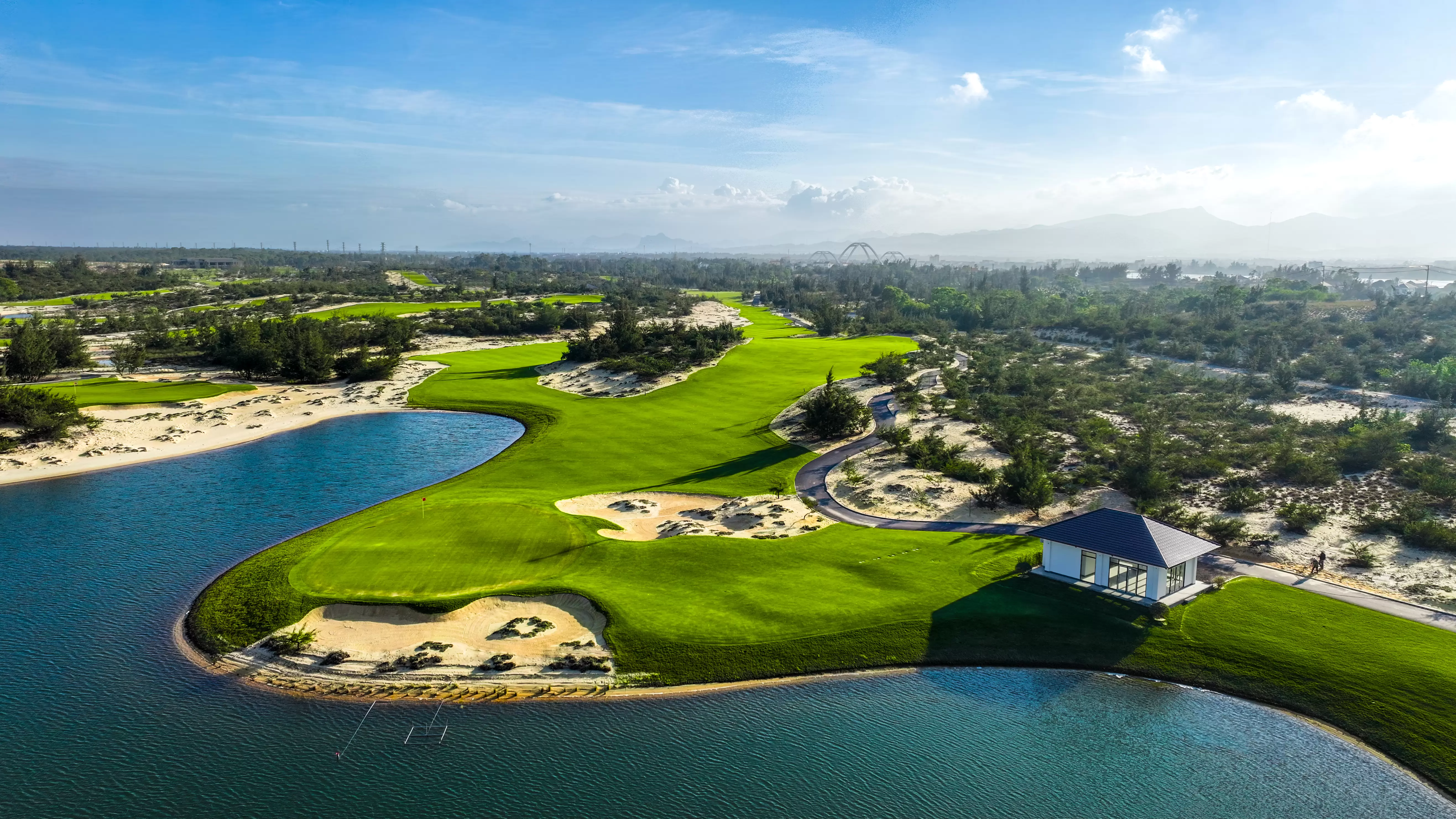 BLUE DIAMOND GOLF LINKS